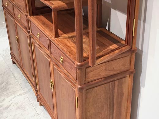 红桥红  家具严选  缅甸花梨（大果紫檀）  【188双抽屉带柜门 圆腿玻璃展示柜】 商品图5