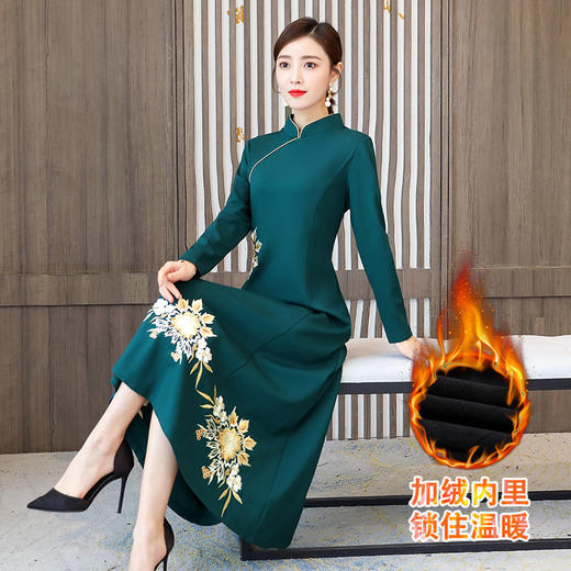 QYXL-1605加绒改良旗袍女中长款中国风复古刺绣加厚祺袍连衣裙 商品图2
