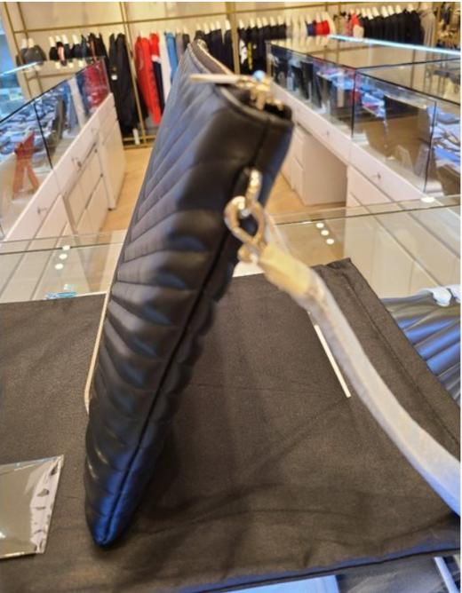 奥莱[圣罗兰]圣罗兰的会标手拿包440222CWU021000（440222）JPY带授权招加盟代理 商品图3