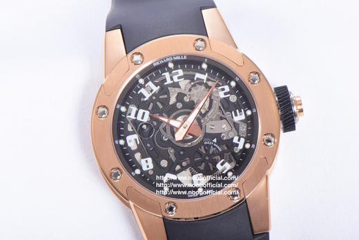 V9理查德米尔圆盘RM 63-01 Dizzy Hands男装自动机械腕表，同步尺寸直径42.7mm，厚度11.7mm，开放式字面，定制自动机械机芯，透底，硅胶表带，男士腕表 商品图11