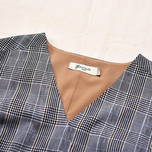 SAINT L’UCK/圣媛女装新款V领格子连衣裙SA120L04 商品图6