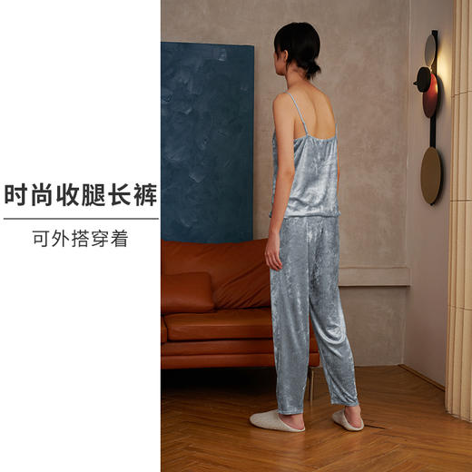 HSIA遐 吊带睡衣套装女高品质天鹅绒性感V领时尚可外穿春秋家居服 商品图3