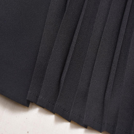 SAINT L’UCK/圣媛女装 新款优雅浪漫风琴褶纯色雪纺拼接半身裙SA120B53 商品图3