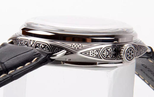 N出品：noobmaker新神器-高版本佛罗伦萨限量版PAM00672震撼登场引领潮流，精工细琢，雕花工艺全新升级，整表采用316精钢雕刻，纹路圆润清晰，极具历史感与复古色彩！ 商品图4