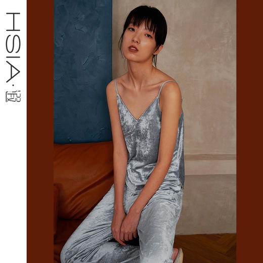 HSIA遐 吊带睡衣套装女高品质天鹅绒性感V领时尚可外穿春秋家居服 商品图0