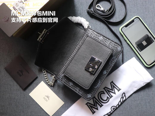 秋冬特价💰550 原单品质MCM（芯片版）迷你风琴包20349，时尚别致，其前翻盖月桂叶锁扣设计彰显经典魅力 商品图2