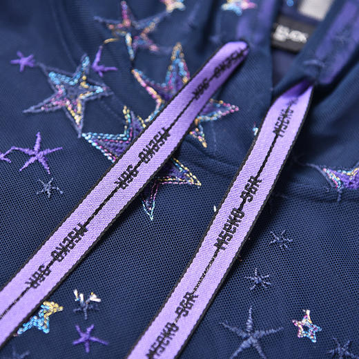 SAINT L’UCK/圣媛女装  新款时尚休闲中长款刺绣连帽上衣帽衫SA220V15 商品图3