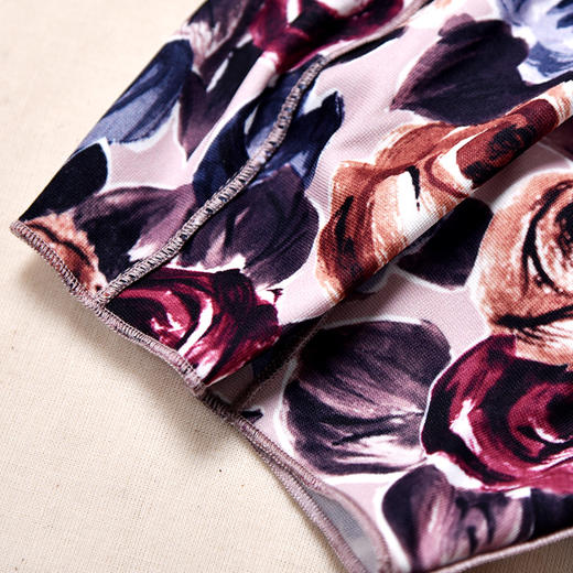 SAINT L’UCK/圣媛女装 新款轻薄空气层圆领玫瑰印花上衣圆领衫SA120V16 商品图3