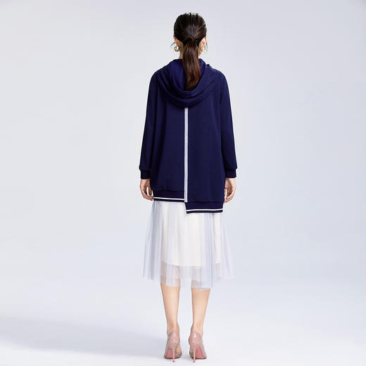 SAINT L’UCK/圣媛女装秋季中长款不规则连帽针织衫SA319V09 商品图3