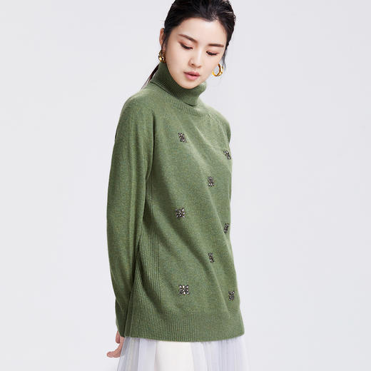 SAINT L’UCK/圣媛女装 新款亚克力花朵高领羊毛针织衫SA419M02 商品图2
