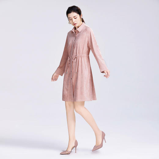 SAINT L’UCK/圣媛女装    时尚优雅中长款麂皮绒纯色风衣SA319F18 商品图2