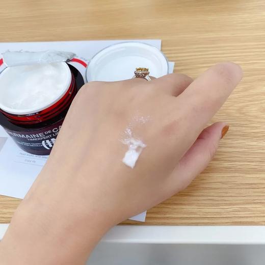 章小蕙推荐 西班牙院线品牌杰曼妮Germaine塑维分子颈霜 50g（3到5天发货） 商品图3