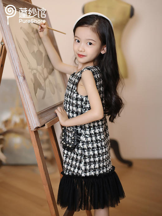 预售款~pureshare 女童连衣裙套装新款秋冬小香风气质可爱宝宝裙子-画板上的女孩 商品图2