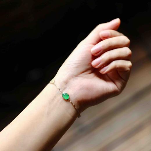 高冰种阳绿翡翠蛋面手链18k黄金镶嵌 商品图9