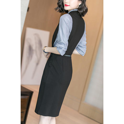 剩S 芳外气质修身背心裙显瘦开叉无袖V领连衣裙女 商品图4