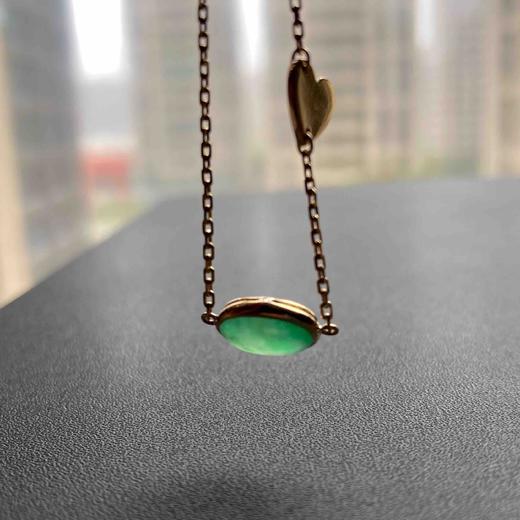 高冰种阳绿翡翠蛋面手链18k黄金镶嵌 商品图6