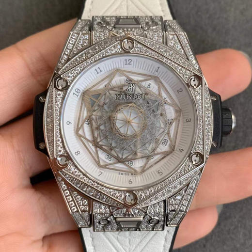 宇舶恒宝全新"豪华版"big bang刺青满钻腕表,终于上线啦!