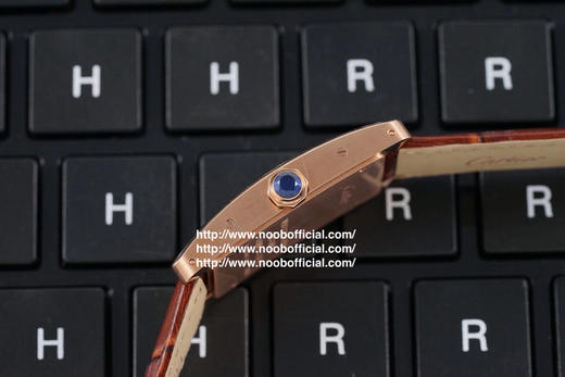 GS卡地亚热门大作——优雅的美式坦克WSTA0016腕表曼妙登场！苗条多姿的外形，简约秀丽的设计，是现代女性的不二之选 商品图4