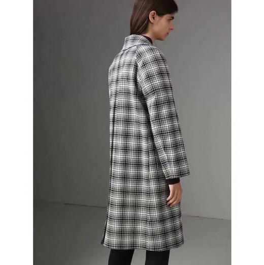 burberry巴宝莉女款经典款格子大衣