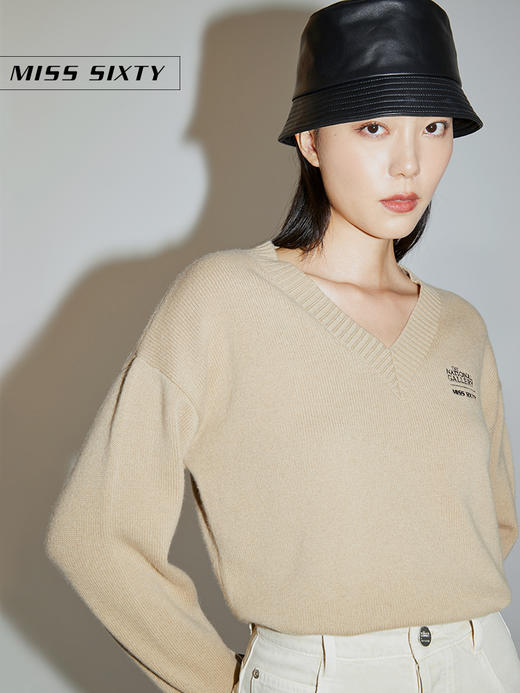 Miss Sixty2020冬季新款英国国家美术馆联名系列羊毛V领毛织衫女604RJ2750000 商品图2