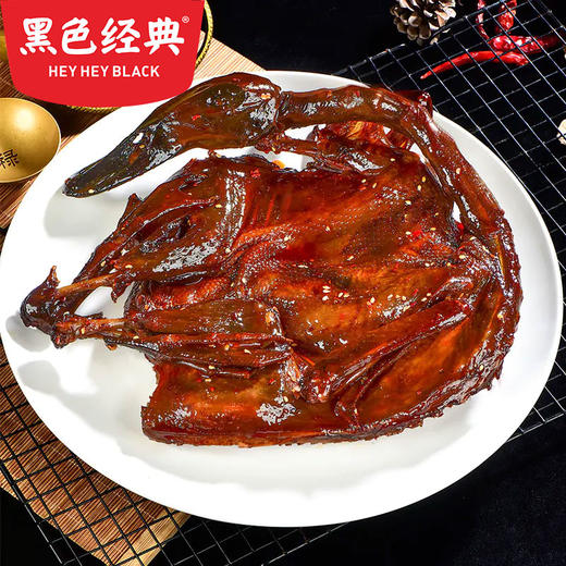 黑色经典香辣手撕酱板鸭350g/袋 商品图3