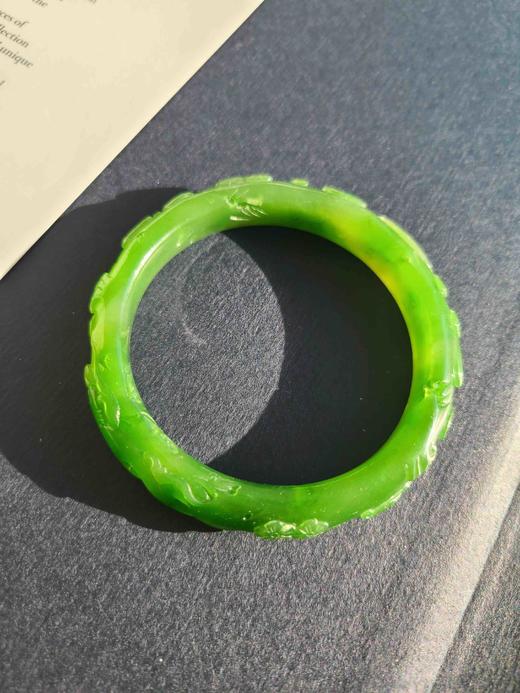 316和田碧玉大师手工雕花玉镯57圈口