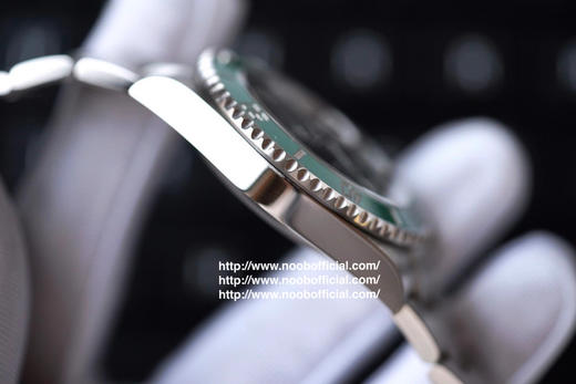 Green绿厂劳li士2020新款潜航者41系列绿水鬼，日本京瓷材料配方，尺寸41mm*12.25，密底，男士腕表，2824自动机械机芯，精钢表带 商品图12