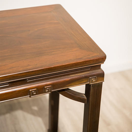 清代红木回纹霸王枨半桌