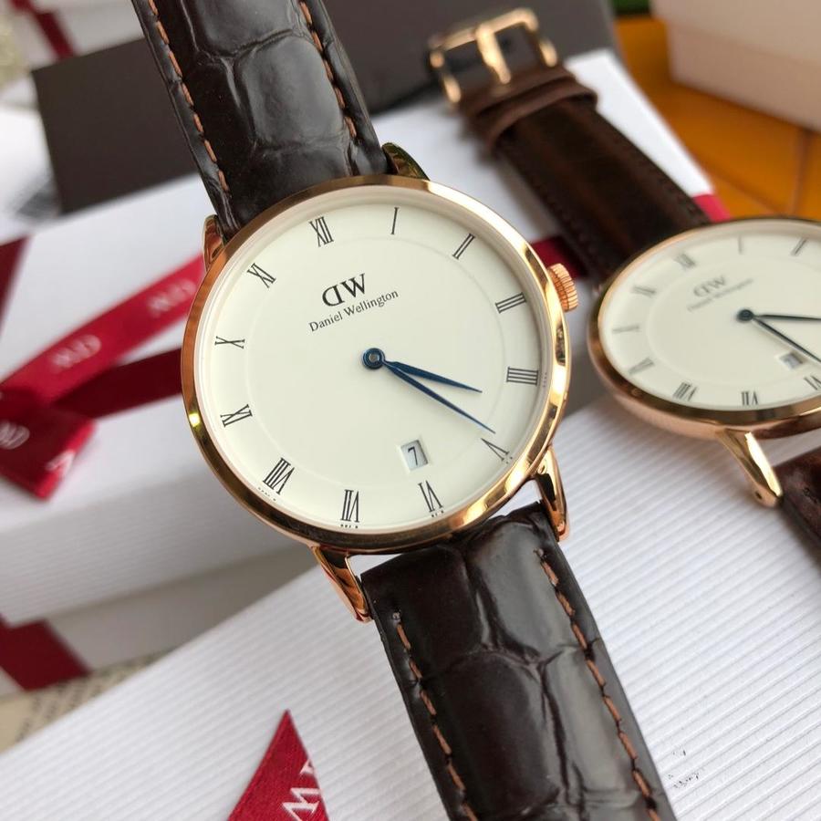 dw皮带款 蓝针日历款手表