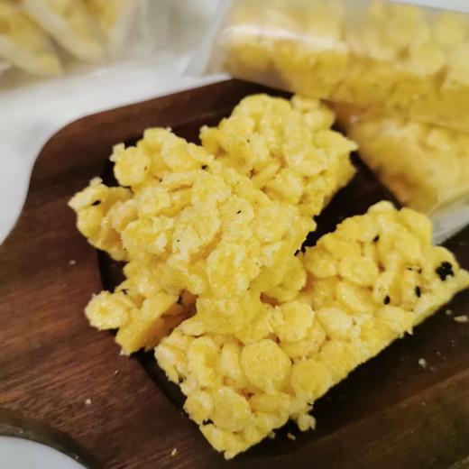 低糖玉米酥农家玉米黑芝麻麦芽糖健康粗粮小零食香酥可口满嘴酥脆好吃