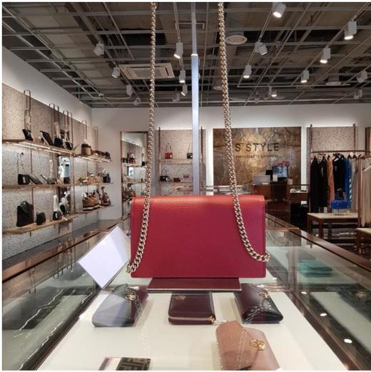 奥莱Gucci互扣式迷你链条斜挎包510314 CAO0G 6420JPY带授权招加盟代理 商品图1