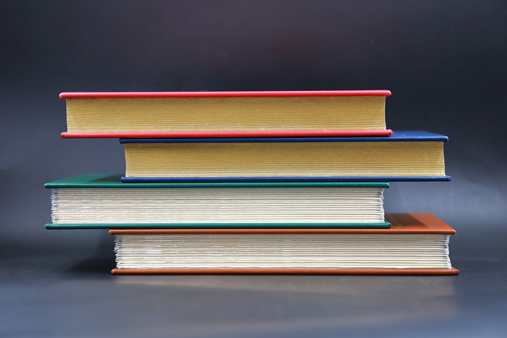 光边版书口 三面鎏 金,长久保护书籍,毛边版古朴雅致