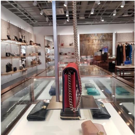 奥莱Gucci互扣式迷你链条斜挎包510314 CAO0G 6420JPY带授权招加盟代理 商品图2