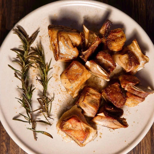 《风味人间》新疆·阿勒泰大尾羊 天然牧场大尾羊，自带奶香味 商品图4