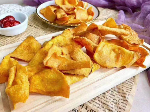 桃鲜生酥脆红薯片——比薯片好吃健康N倍的小零食。一级品质，5斤好红薯≈1斤红薯片👍低温烘烤超好吃，没有任何添加剂😍还原红薯原有的自然香味钱 商品图2