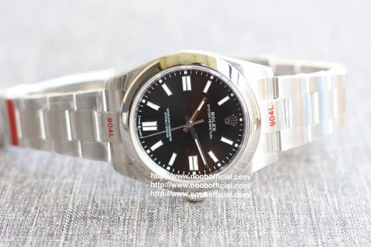 EW2020新品劳力士蚝式恒动型41系列1⃣️搭配劳力士全新3230机芯；2⃣️与原装一致厚度12mm：表径41mm；3⃣️打磨字钉；瑞士冰蓝色夜光，与劳力士原厂夜光一致 商品图1