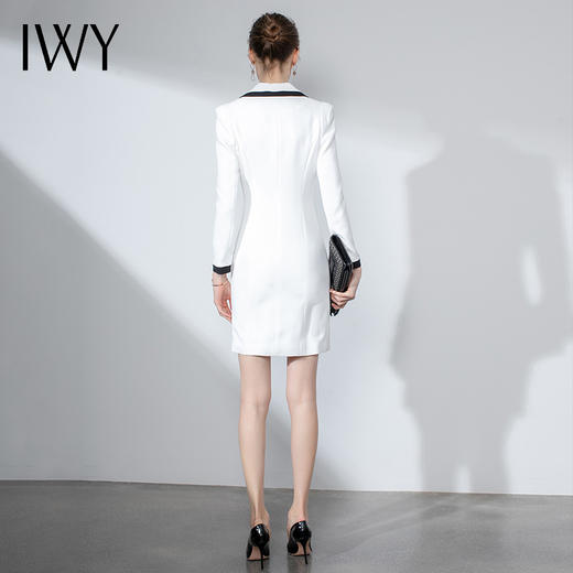 IWY/白色长袖连衣裙NQ18-W 商品图3