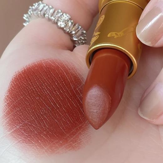 心脏暴击壁画与美妆的碰撞mac魅可敦煌文化丝缎柔雾唇膏