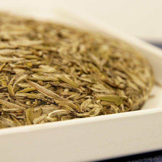 2015年如是白毫银针饼茶300g 商品图4