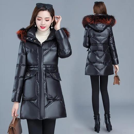 QYM-LLZ-FG817-Y新款时尚优雅气质毛领连帽中长款亮面加厚棉服外套 商品图2