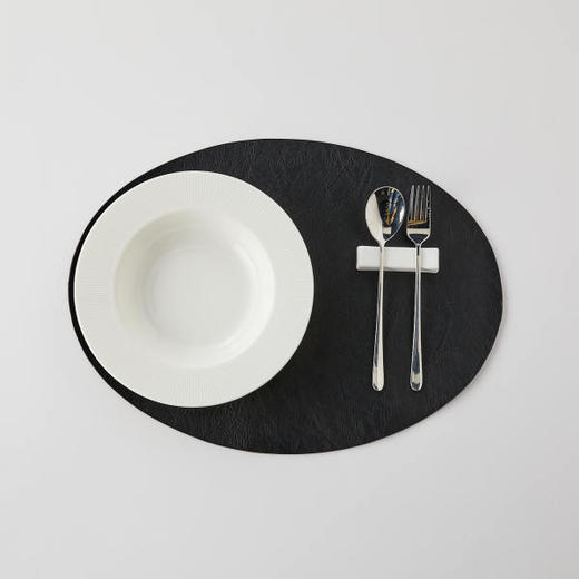 [现代住宅] 新款  柔软触感皮革椭圆形餐桌垫 黑色JPY带授权招加盟代理 商品图2