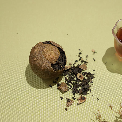 2017年二红柑普洱熟茶铁盒8颗装 商品图1