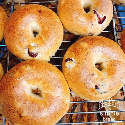 法国全麦蔓越莓贝果 商品图1