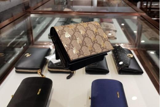 奥莱GG Supreme蜜蜂印花卡片两折钱包（508757 9F26G 8319）JPY带授权招加盟代理 商品图1