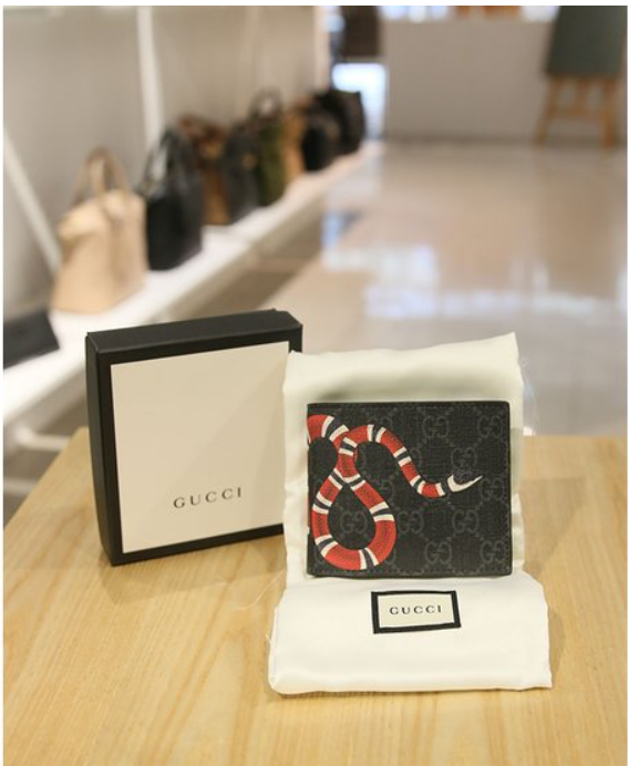 奥莱GUCCI古驰(Gucci)蛇高级钱包(451268 K551N 1058)JPY带授权招加盟代理