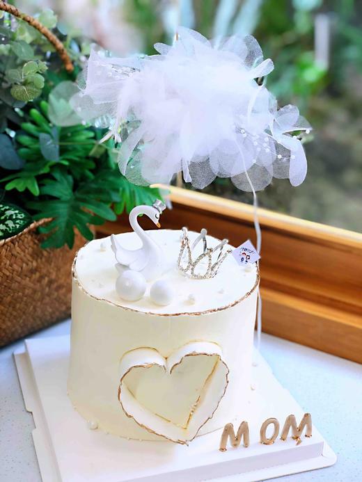 天鹅奶油蛋糕 下单前请仔细阅读商品详情 商品图0