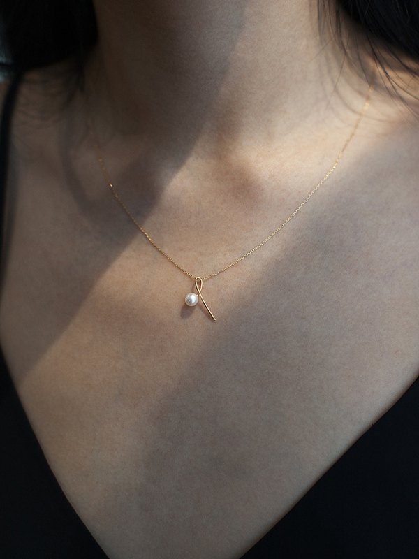 &符号18k黄金单颗女淡水珍珠吊坠项链礼物叠戴感满天星情人节礼物