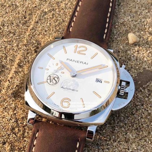 VS新品：沛呐海 Luminor Due 庐米诺杜尔-42毫米PAM1046 超级纤薄表壳 经典三文治米色表盘，上手舒适，不厚重男女均可佩戴！情侣腕表首选～ 商品图8