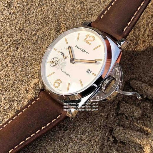 VS新品：沛呐海 Luminor Due 庐米诺杜尔-42毫米PAM1046 超级纤薄表壳 经典三文治米色表盘，上手舒适，不厚重男女均可佩戴！情侣腕表首选～ 商品图11