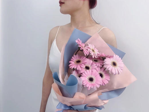 非洲菊【请保持这份热爱，奔赴下一场山海】简小姐精选 超萌非洲扶郎花  非洲菊 珍爱/粉佳人/黄色/白色 2束包邮 下单48小时发货 商品图7